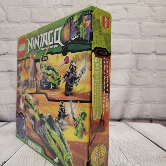 LEGO Ninjago Rise of the Snakes Lasha's Bite Cycle- 9447 - Picture 4 of 8